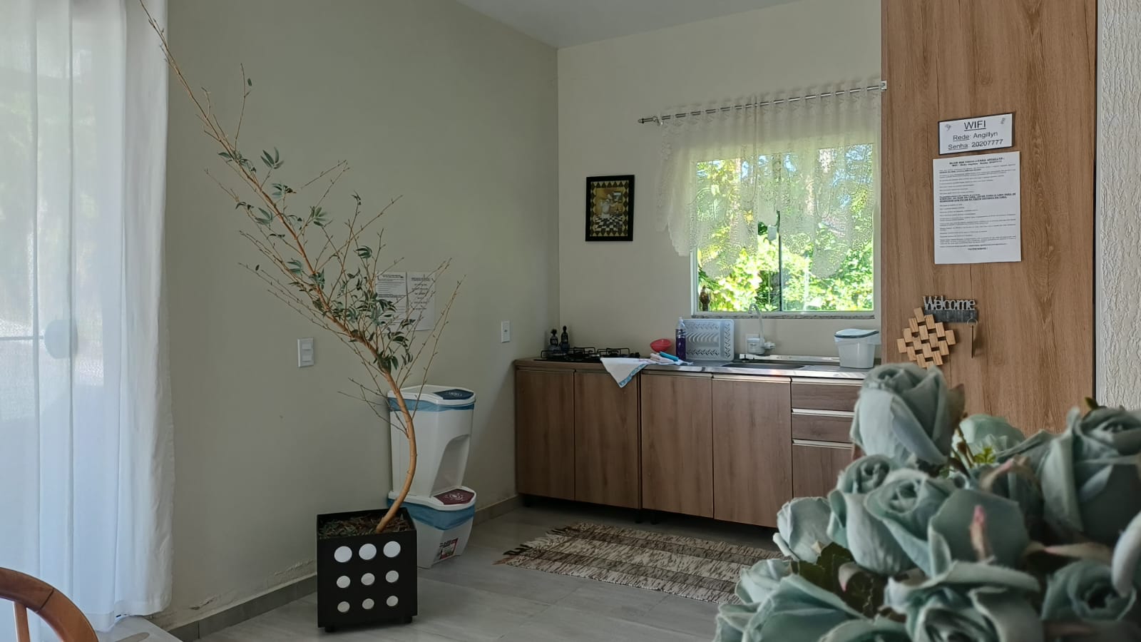 Sala e cozinha integradas do Espaço Família
